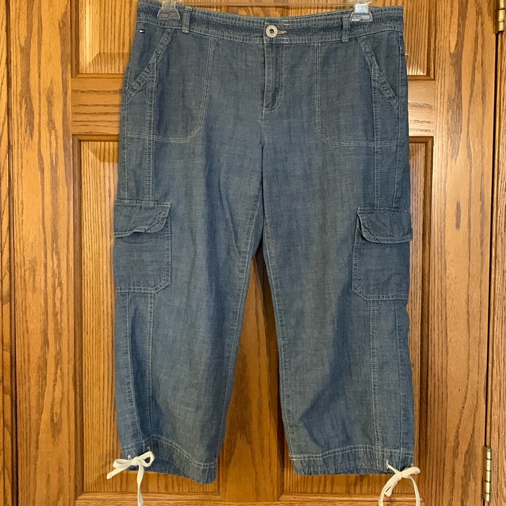 Tommy Hilfiger chambray capris. Size 12. Great condition. Very cute!!